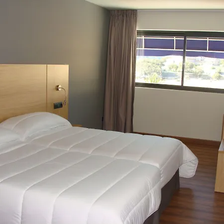 Hotel Astuy Isla Plana