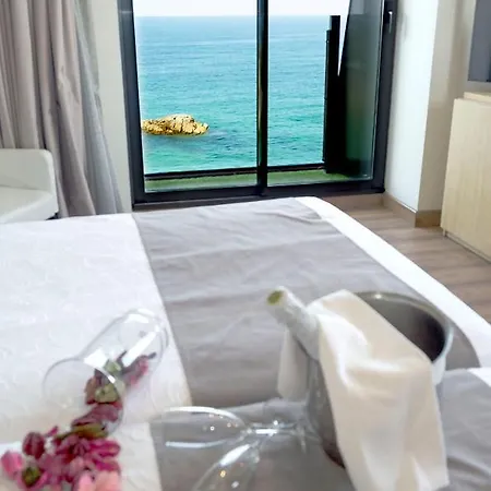 Astuy Hotel 3*